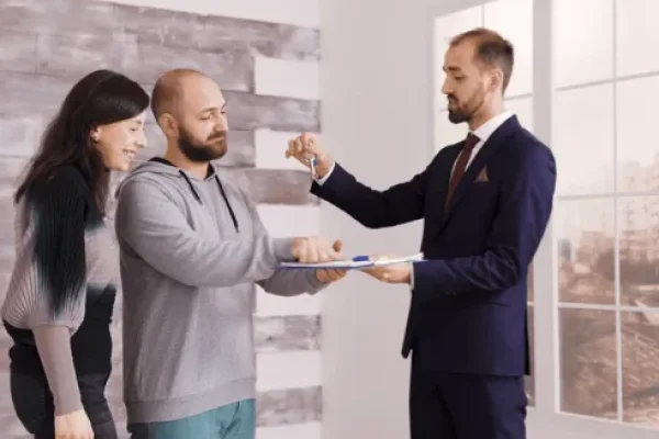 Real Estate Agent vs Broker Key Differences Explained
